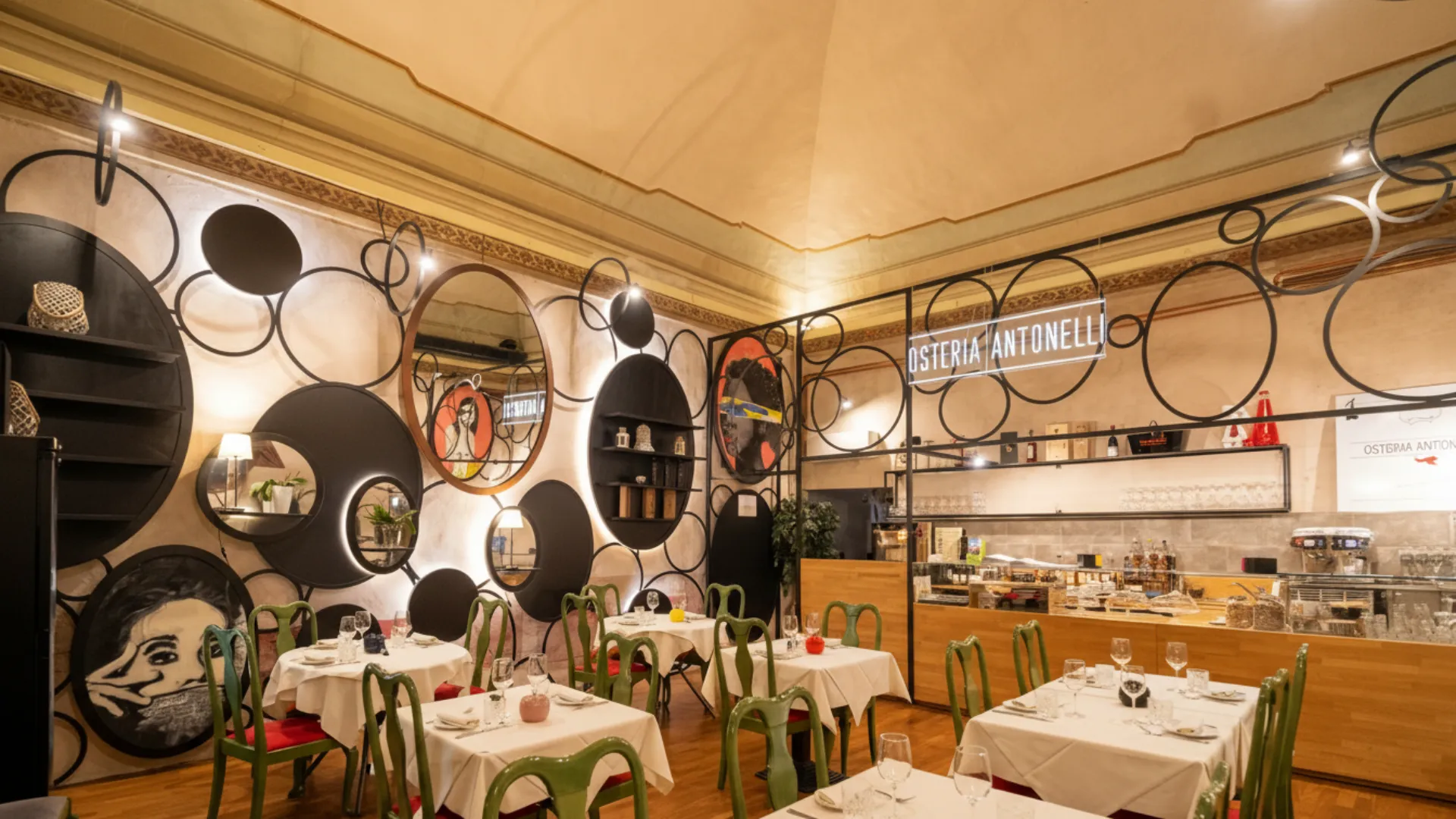 La sala dell'Osteria Antonelli